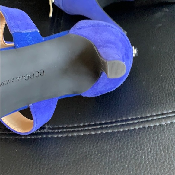 BCBG generation Blue Suede Sandals size 10M. NEW - Picture 4 of 6